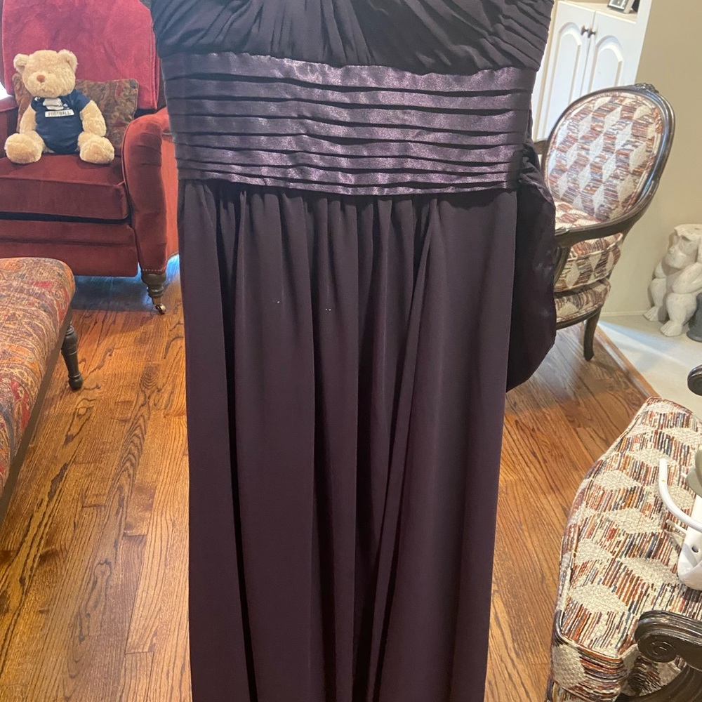 Bill levkoft wine color dress